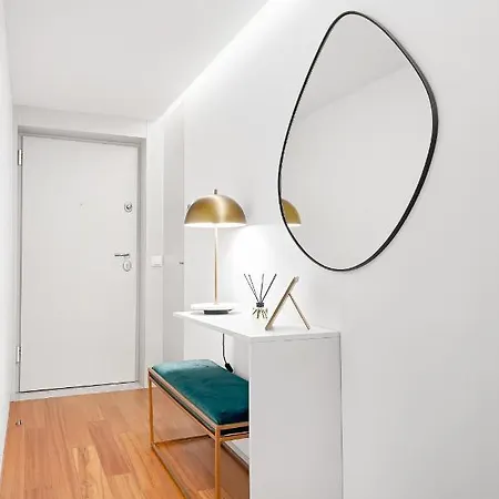 Stylish At Bolhao Apartment